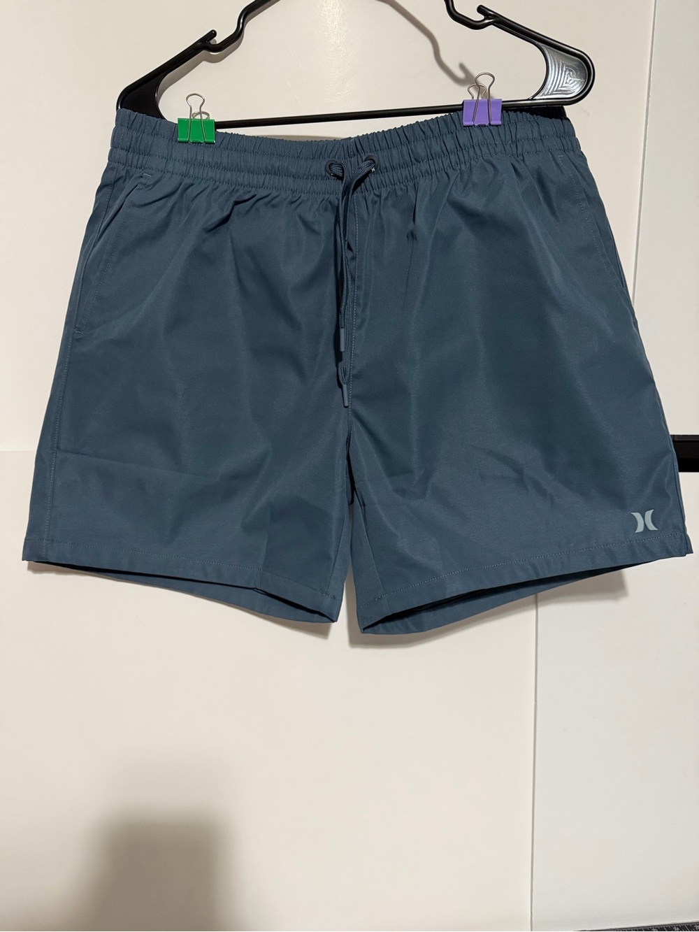 Hurley Men’s Medium Shorts
